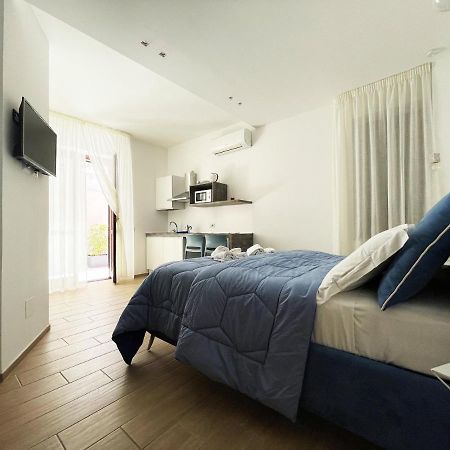 Sunny House - De Vivo Realty Sorrento Hotell Exteriör bild