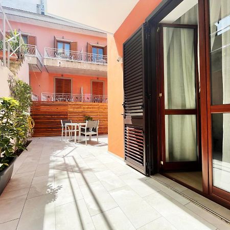 Sunny House - De Vivo Realty Sorrento Hotell Exteriör bild