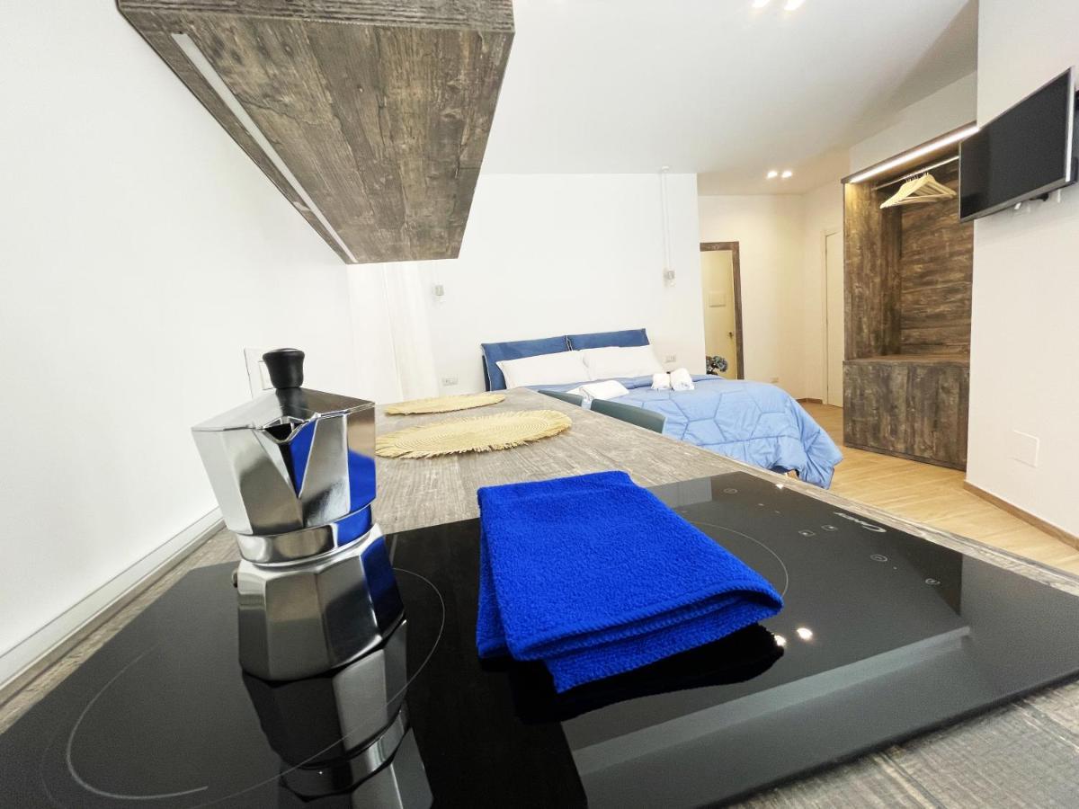 Sunny House - De Vivo Realty Sorrento Hotell Exteriör bild